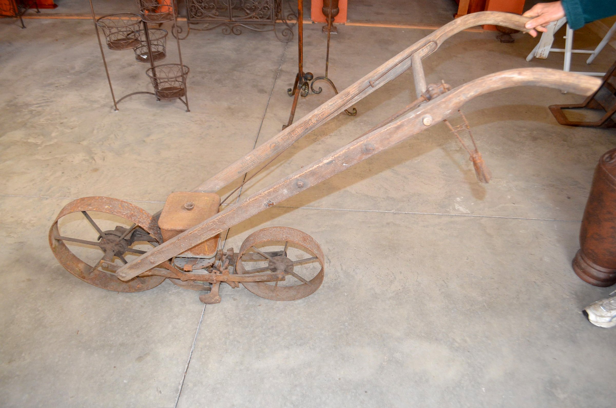 Property photo 20 - PERSONAL PROPERTY AUCTION OF DEWALD GARDENS IN ALLEN COUNTY, INDIANA